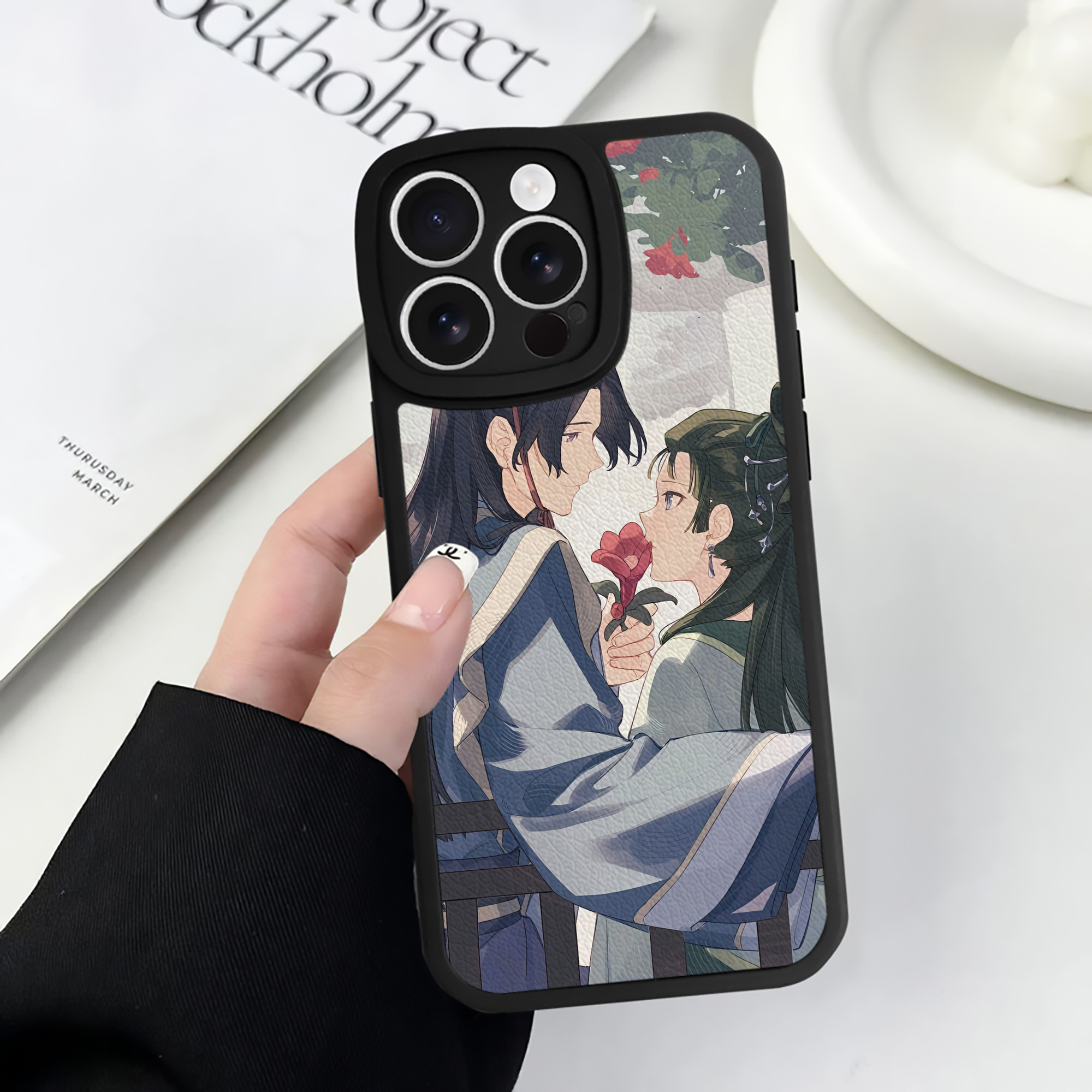薬屋のひとりごと The Apothecary Diaries 【iPhone 16シリーズ対応】シリコンスマホケース（レザー調） 材質：シリコン